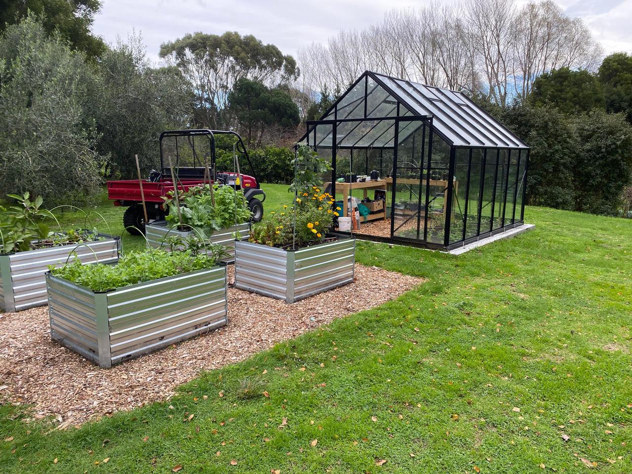 Winter Gardenz 10x12ft (3.2x3.8m) Glasshouse 4mm Toughened Glass